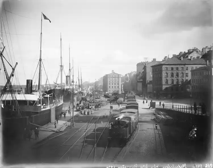 Stadsgården österut från Östra Slussgatan