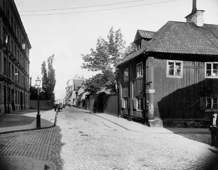 Torkel Knutssonsgatan norrut från Krukmakargatan.