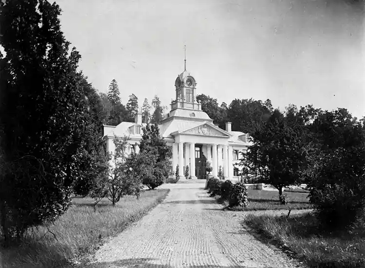 Alby gård, mangårdsbyggnaden.