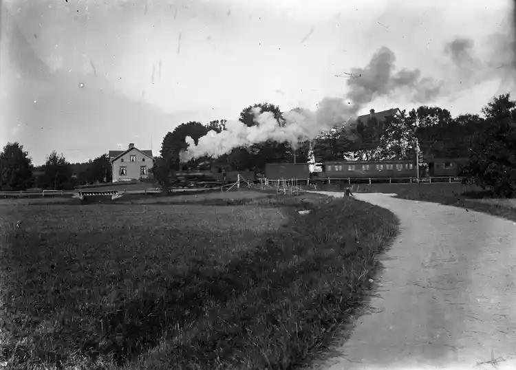 Frösunda kyrkskola och Frösunda kyrka