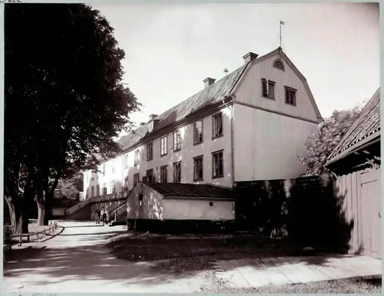 Danviks hospital. Änkehusbyggnaden mot nordost.