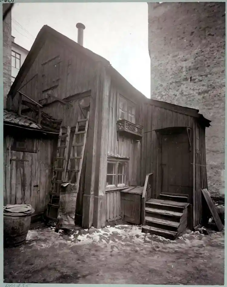 Nybrogatan n:r 46, gårdsinteriör