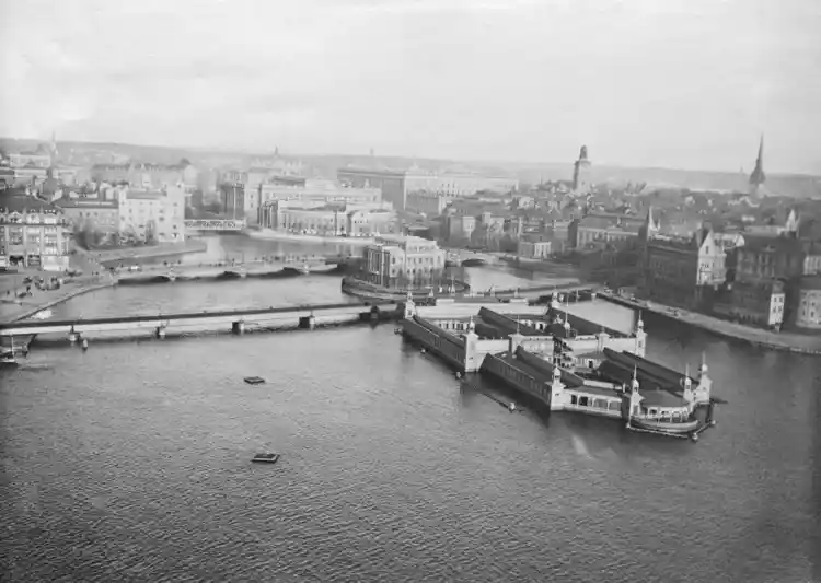 Utsikt från Stadshustornet mot öster.