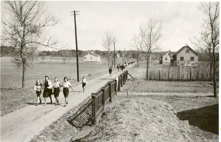 Ledungsvägen-Prästgårdsvägen på 1940-talet