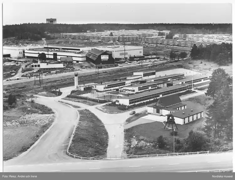 Täby centrum och Grindtorpskyrkan