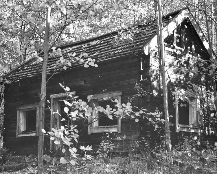 F.d. soldattorpet "Stat ute" intill gamla biografen i Täby